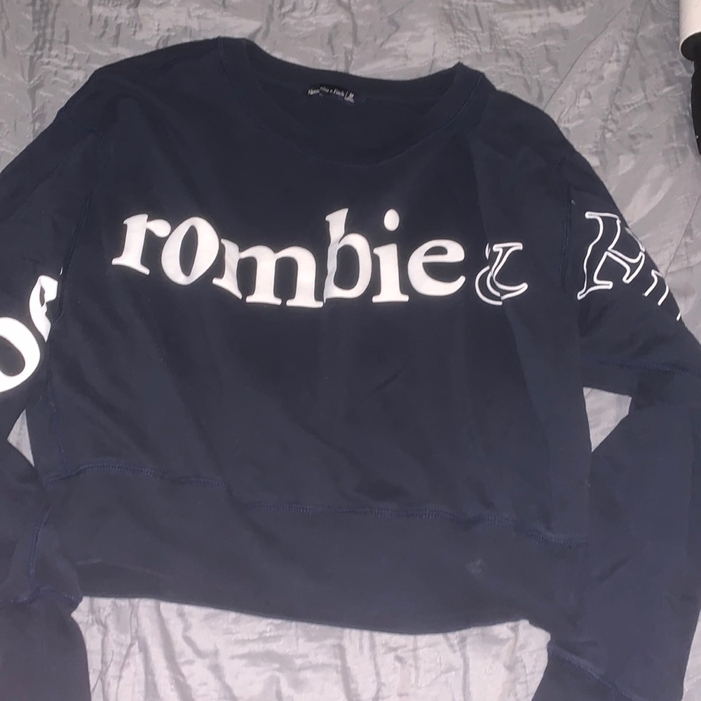Abercrombie navy blue crop sweater